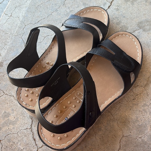 NEW Ortorex Black Wedge Sandals size 9 - Picture 5 of 8